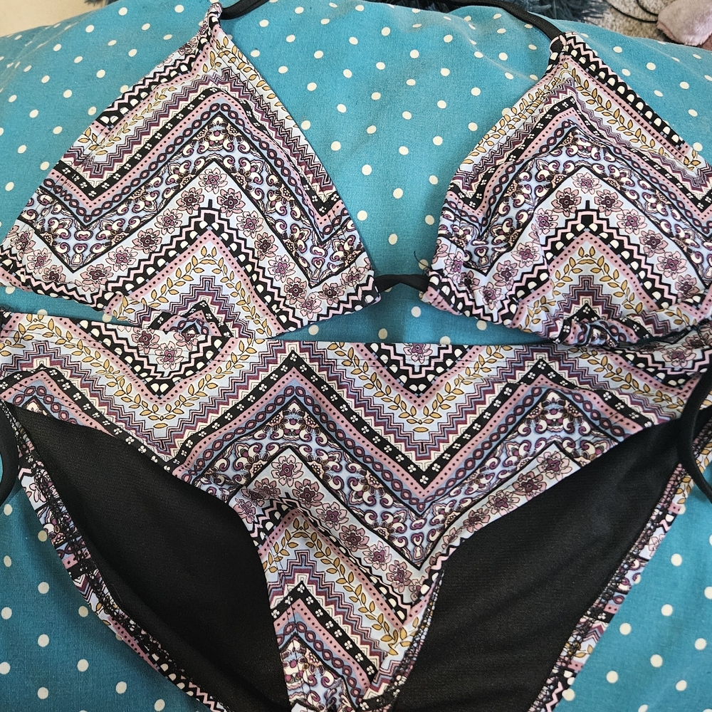 Patterned Bikini Set - Picture 2 of 2